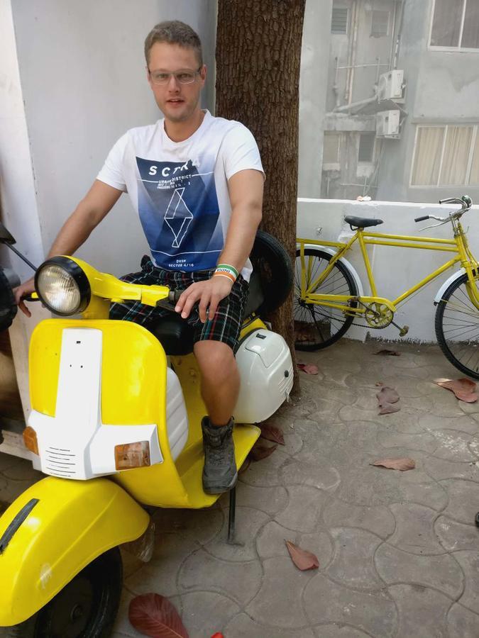فندق Mumbai Backpackers,Airport المظهر الخارجي الصورة