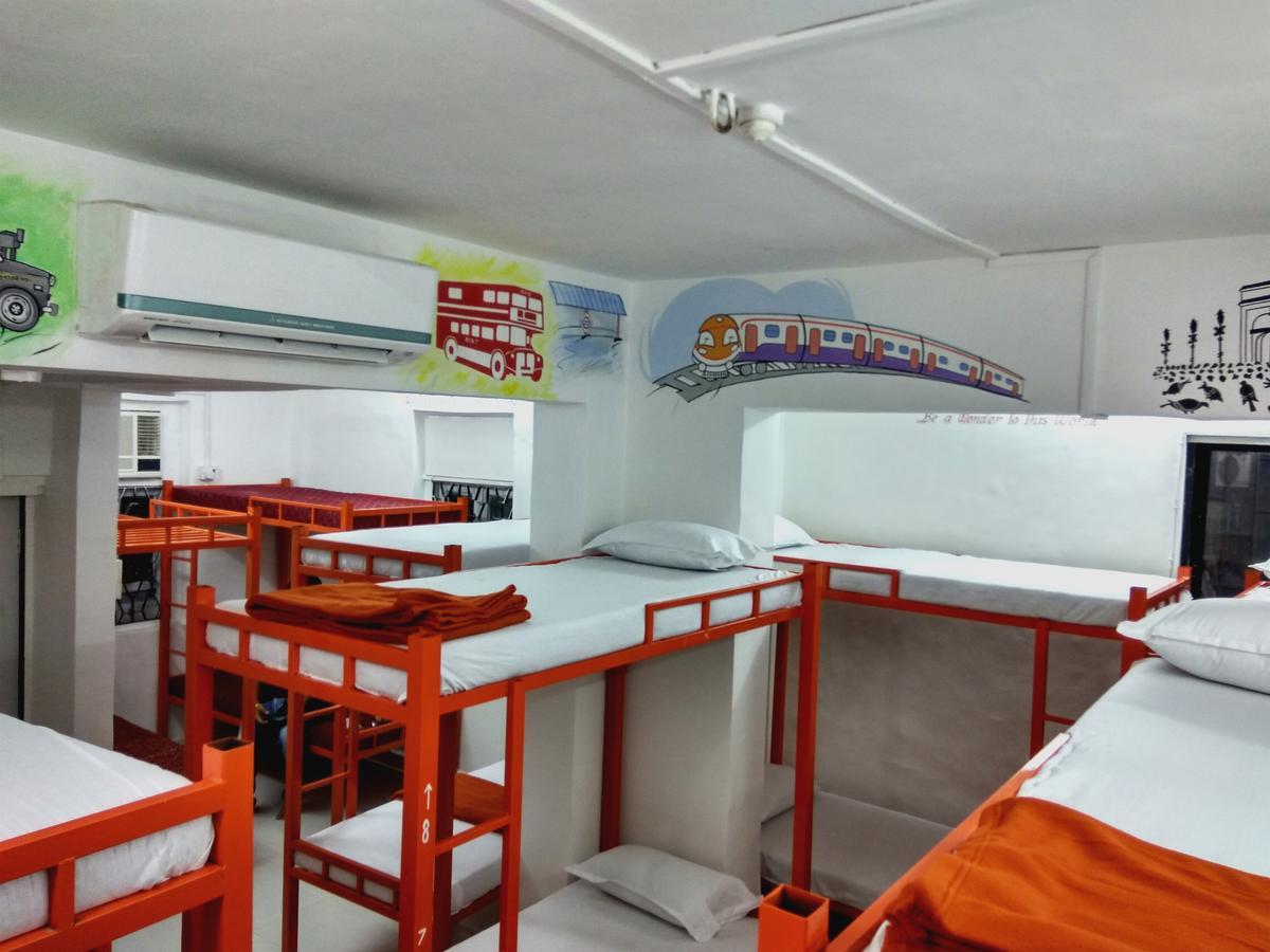 فندق Mumbai Backpackers,Airport المظهر الخارجي الصورة