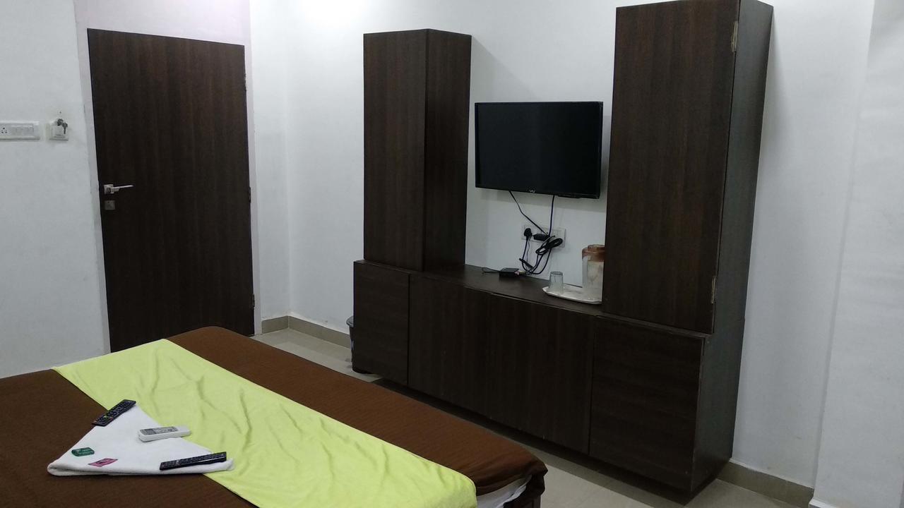 فندق Mumbai Backpackers,Airport المظهر الخارجي الصورة