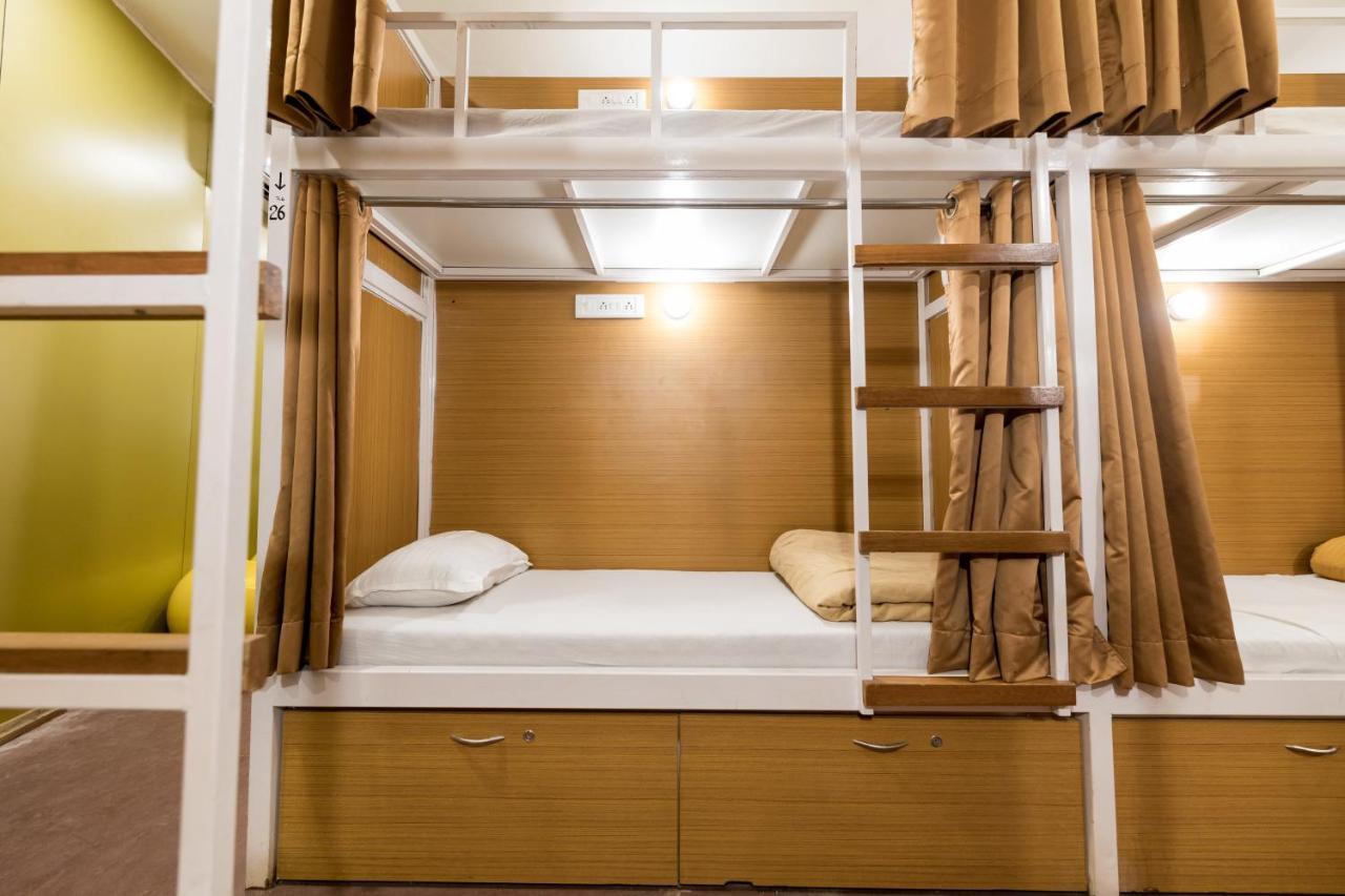 فندق Mumbai Backpackers,Airport المظهر الخارجي الصورة