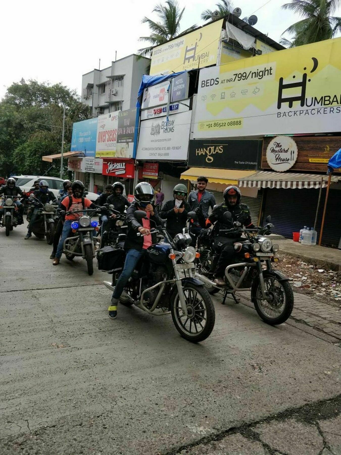 فندق Mumbai Backpackers,Airport المظهر الخارجي الصورة